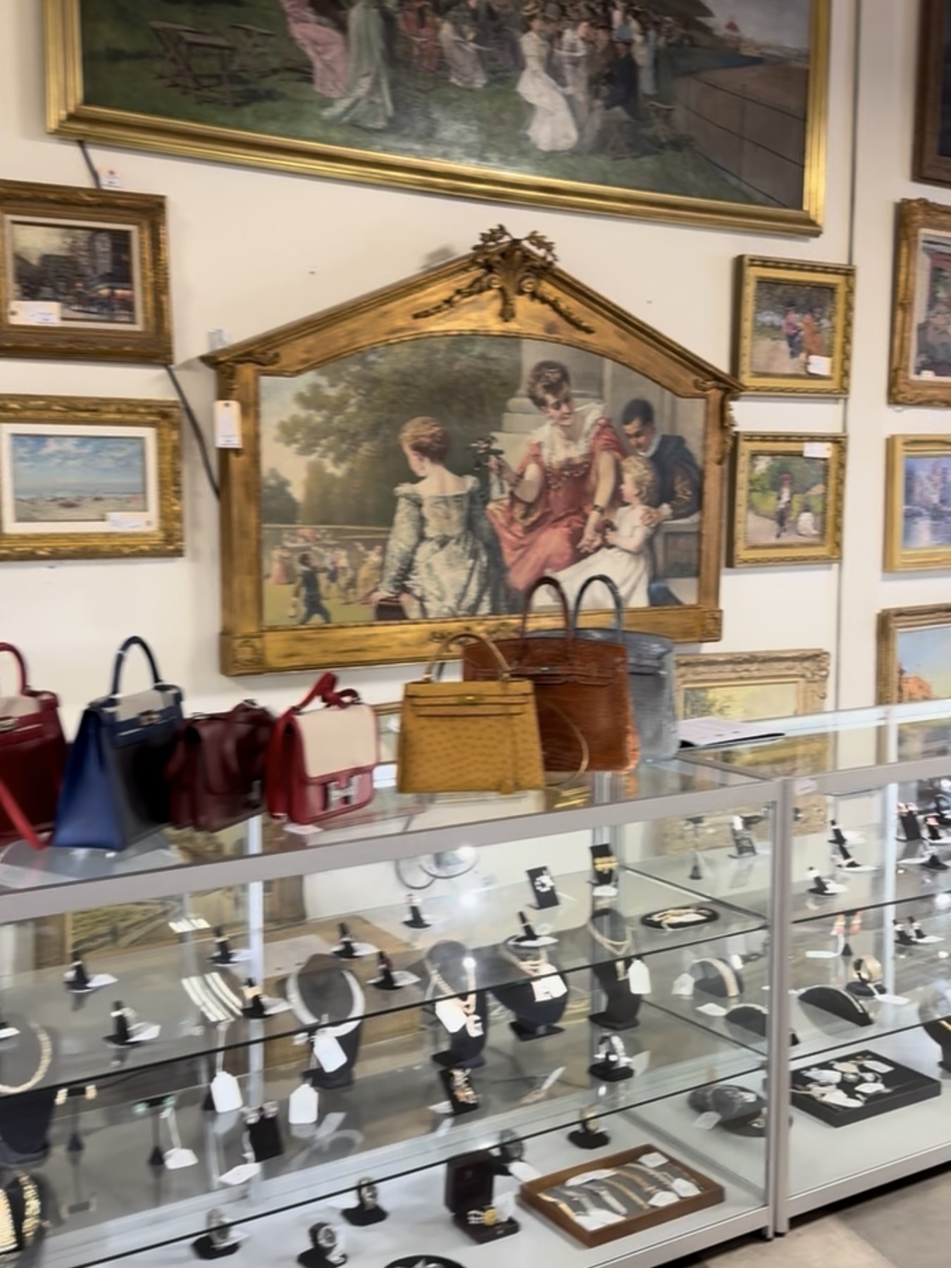 The jewelry vitrine in the Abell showroom